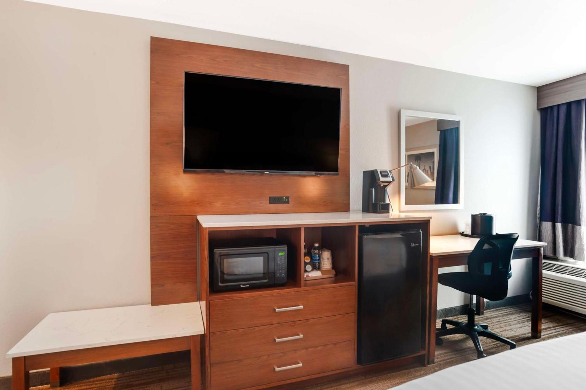Best Western Plus Commerce Hotel Pico Rivera Zewnętrze zdjęcie